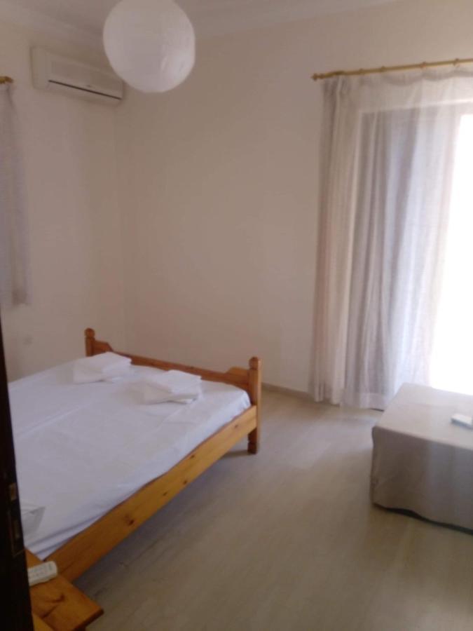 איגיו Rousetis Apartments מראה חיצוני תמונה